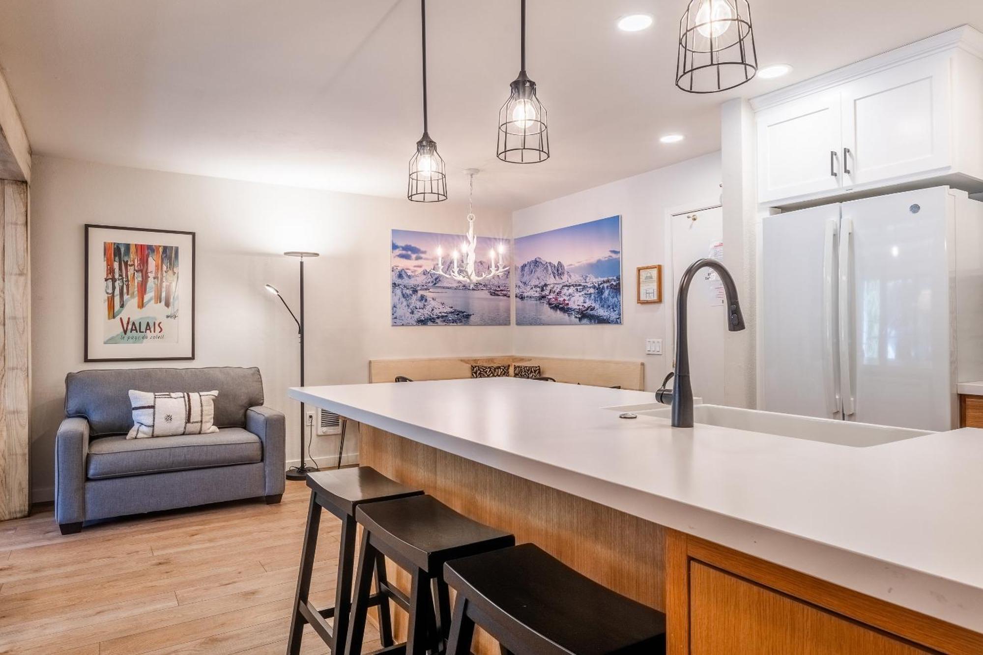 Fully Renovated! St Anton #17 Ski In Ski Out 1 Bedroom 1 Bathroom Condo! Sleeps Up To 4! Mammoth Lakes Eksteriør bilde